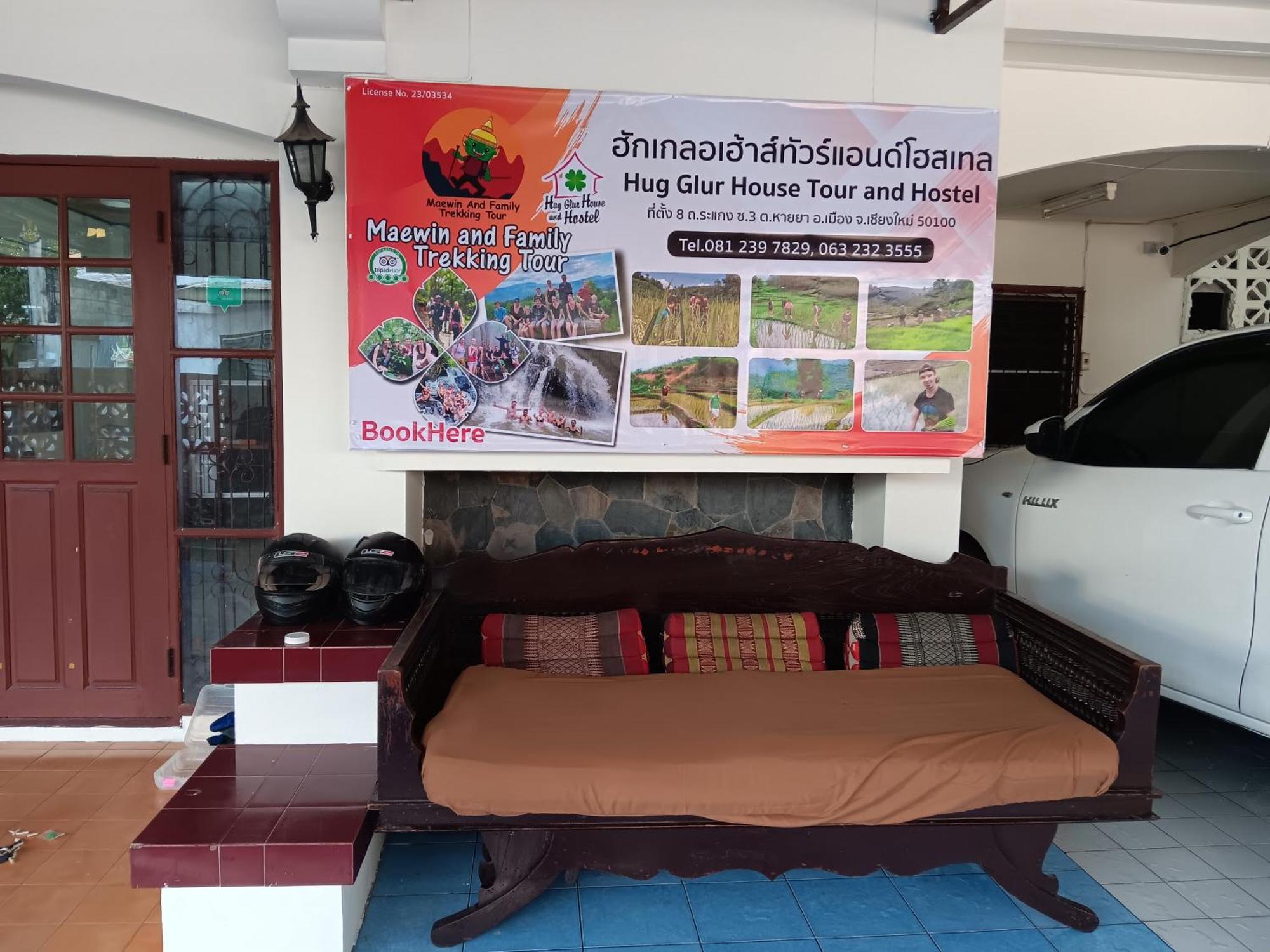 Hug Glur House Tour And Hostel (Adults Only) Chiang Mai Extérieur photo